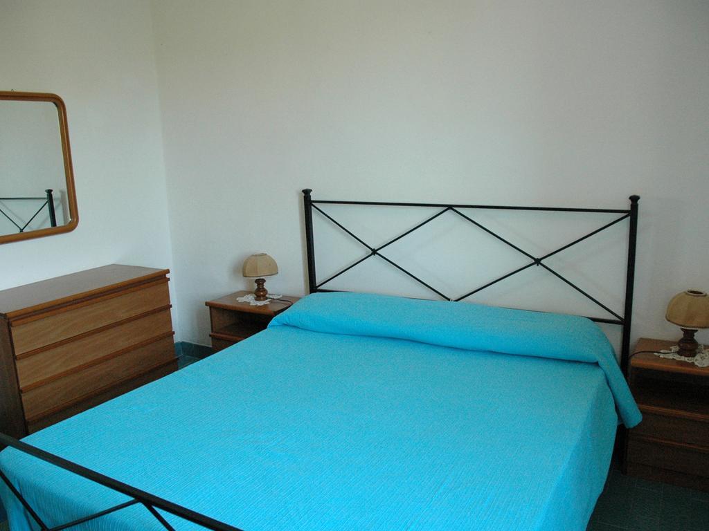 Casa Del Mandorlo Apartment Marina di Campo Room photo